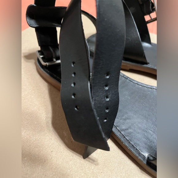 Madewell Boardwalk black Sandals.  Size 7, 6.5 *see description.  Worn once? - Picture 5 of 7